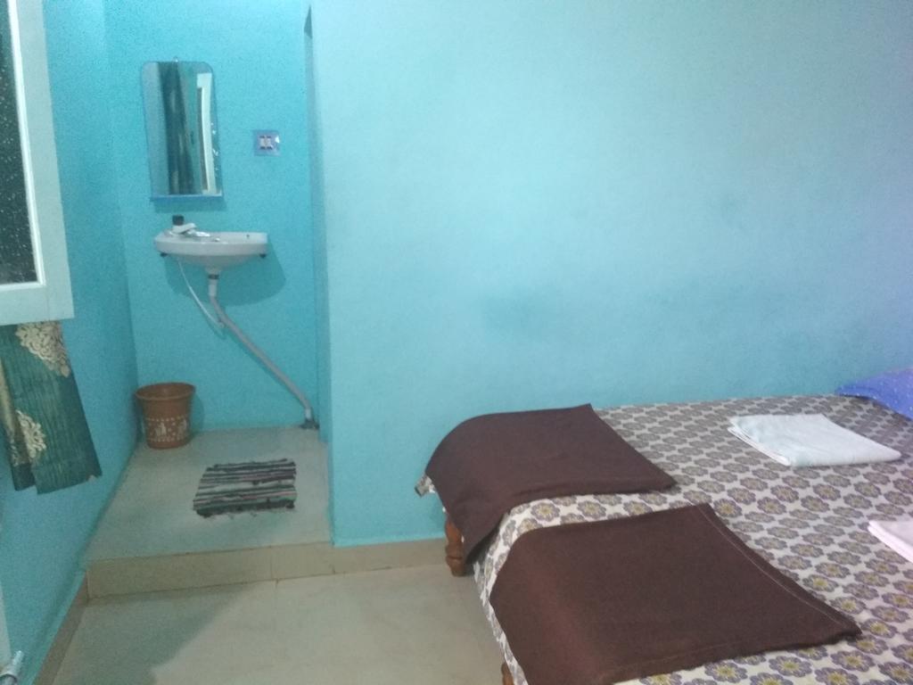 Mayuram Homestay Hampi Bagian luar foto