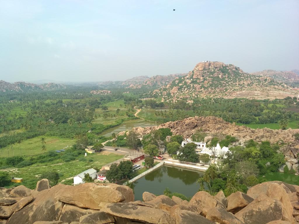 Mayuram Homestay Hampi Bagian luar foto